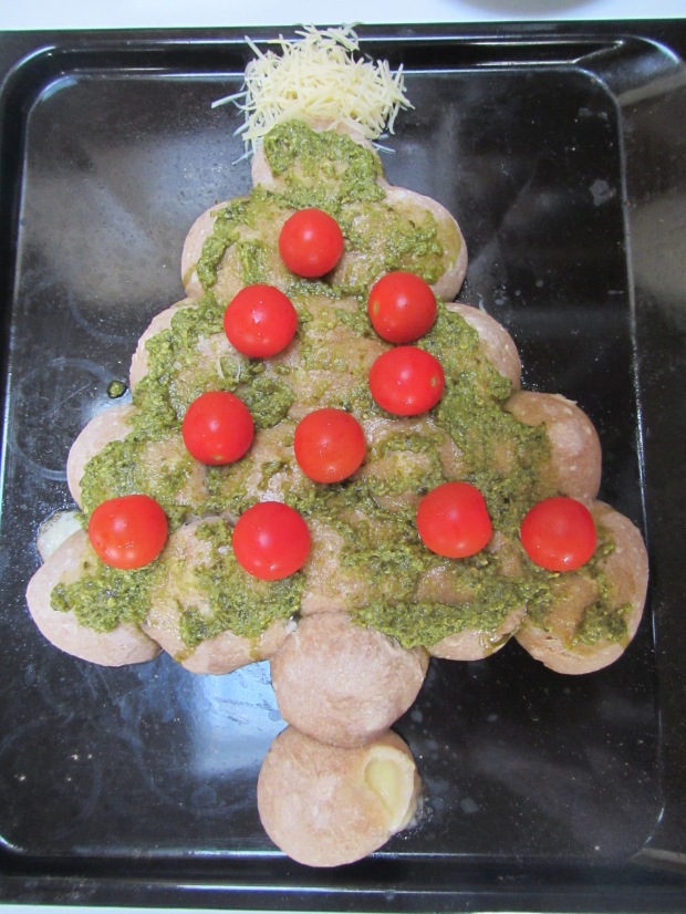 Every holiday has special foods and sometimes something you try once becomes a tradition by the next year because every just loves it so much! Like this edible Christmas tree:)