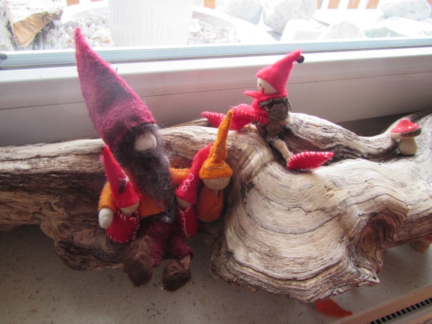 Gnomes in our recent nature corner... More shapes, more styles of gnomes...