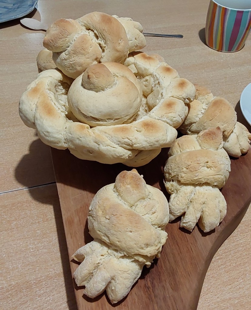 Bird shaped bread - nothing makes home feel more homely like freshly baked bread...